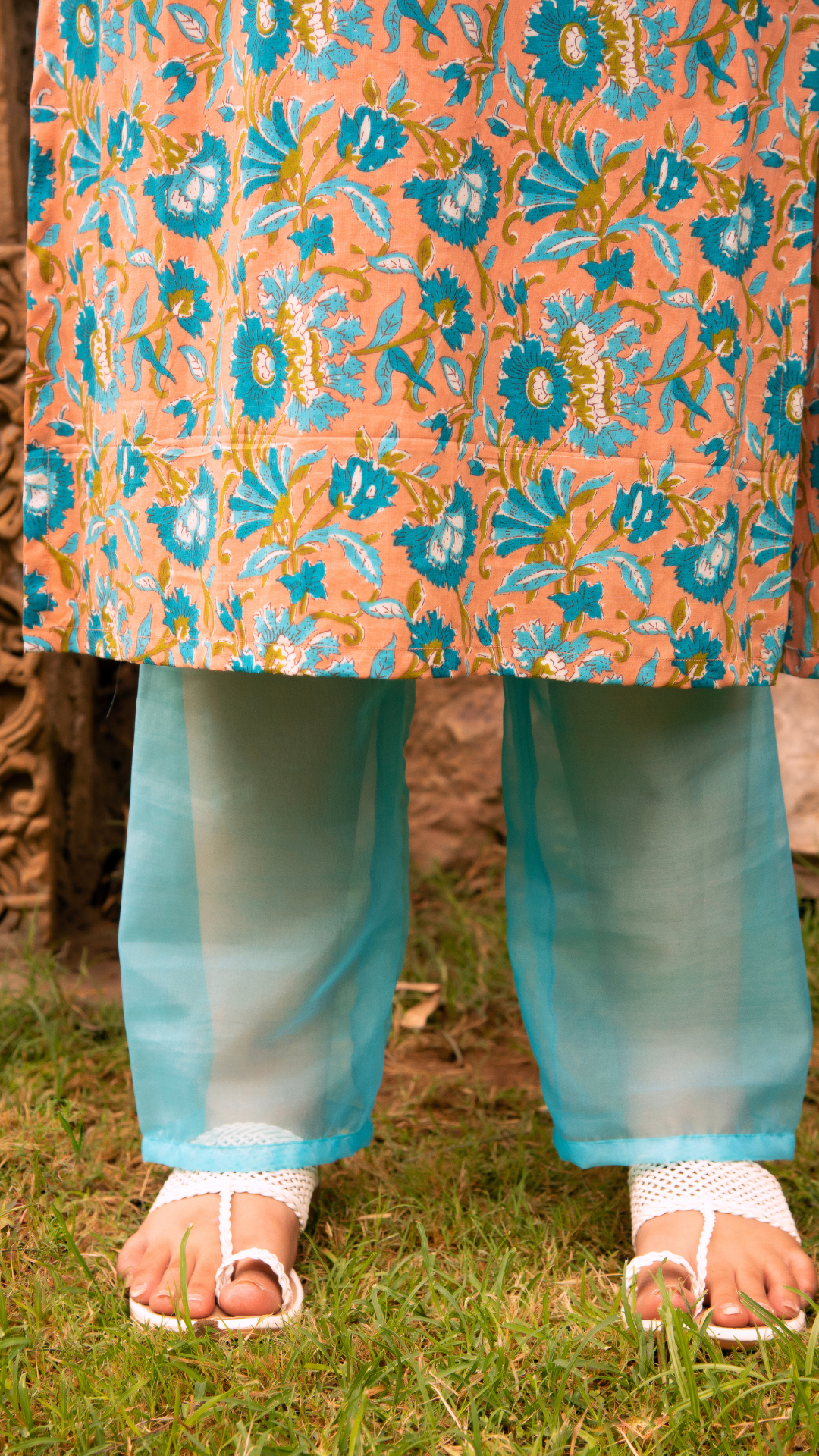 GAURANGI BLUE PEACH PHOOL JAAL SUIT SET