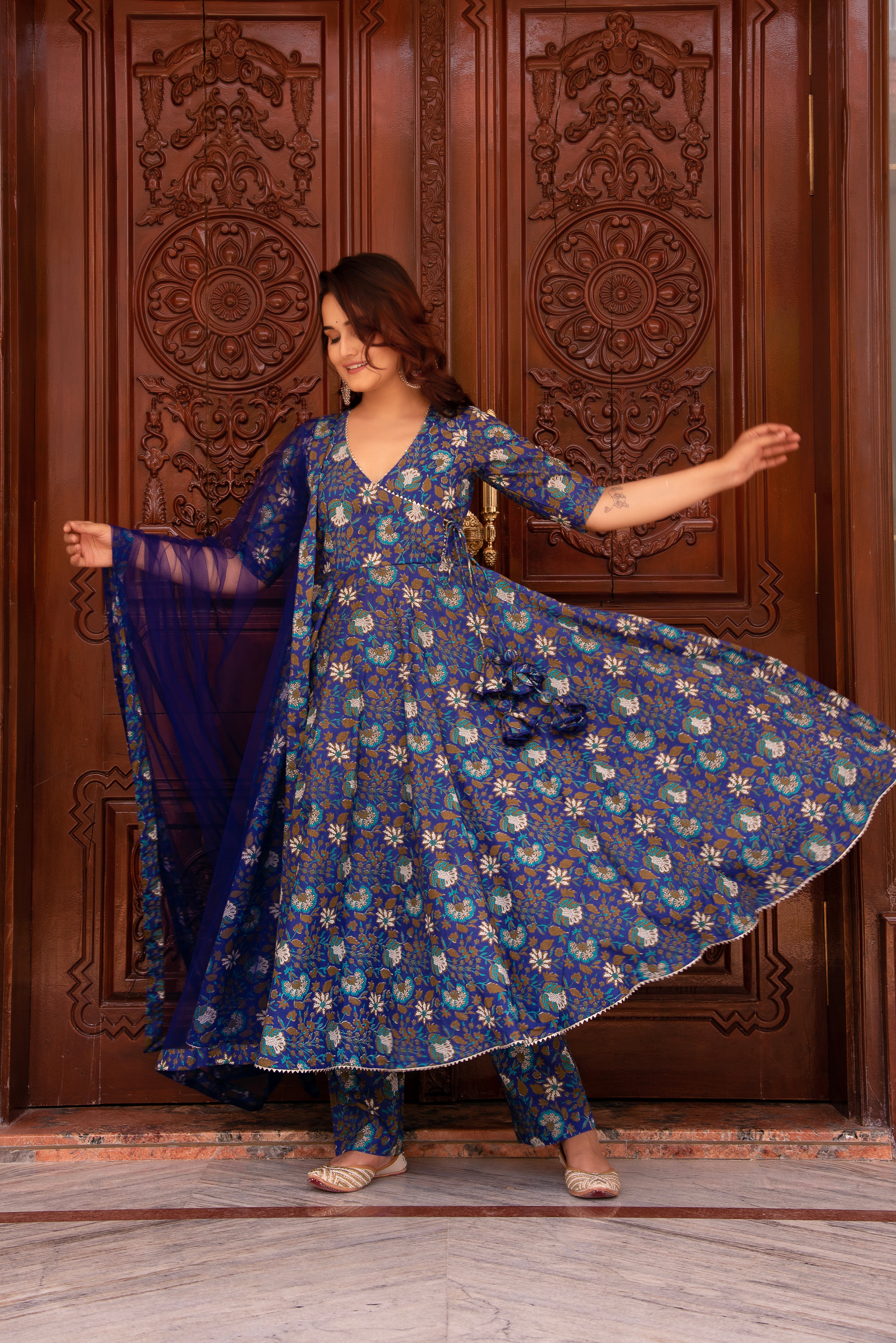 KAPAS ROYAL BLUE ANGRAKHA SET