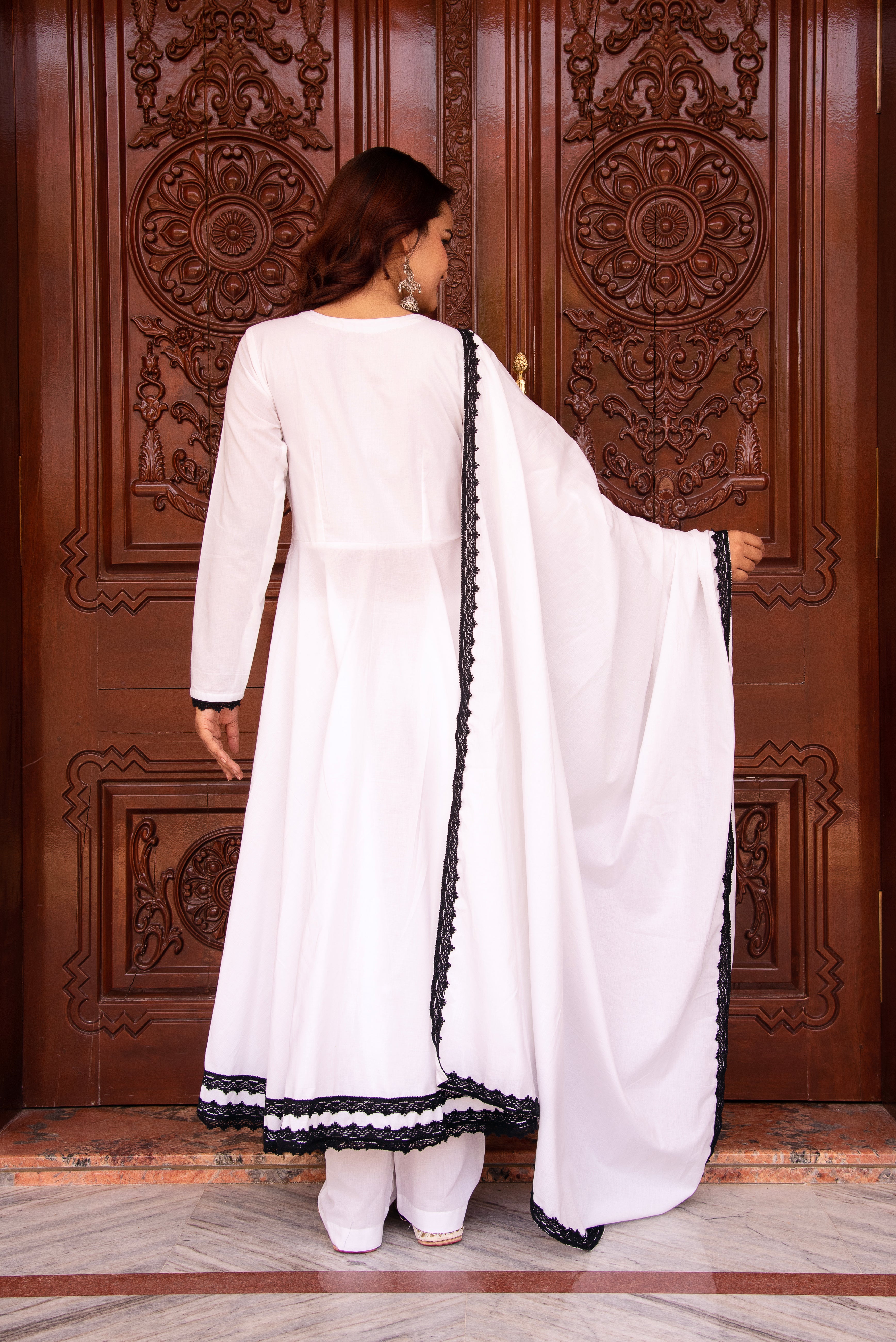 KAPAS BLACK LACE WHITE FULL SLEEVE ANARKALI SET