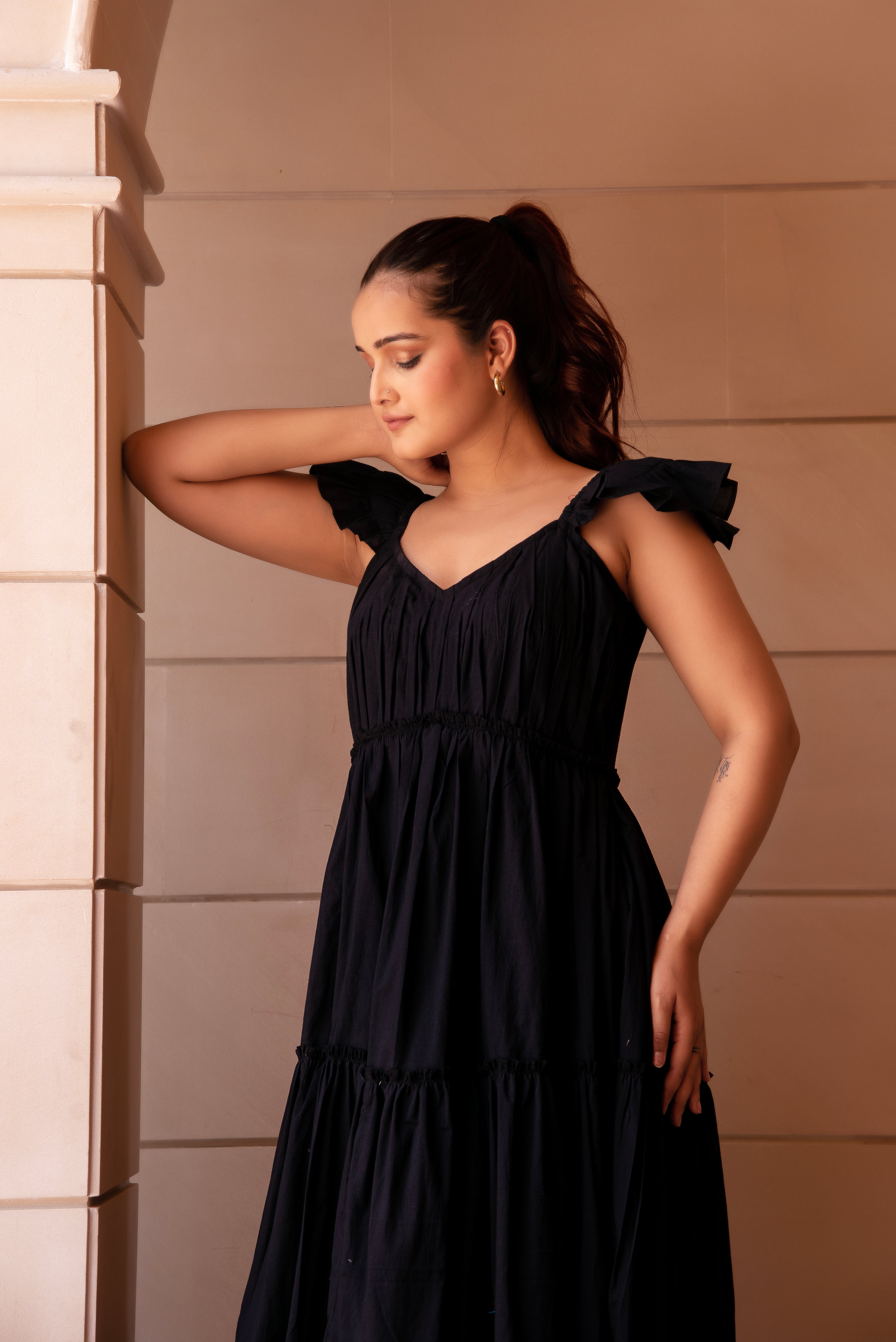 KAPAS BLACK TIERED DRESS