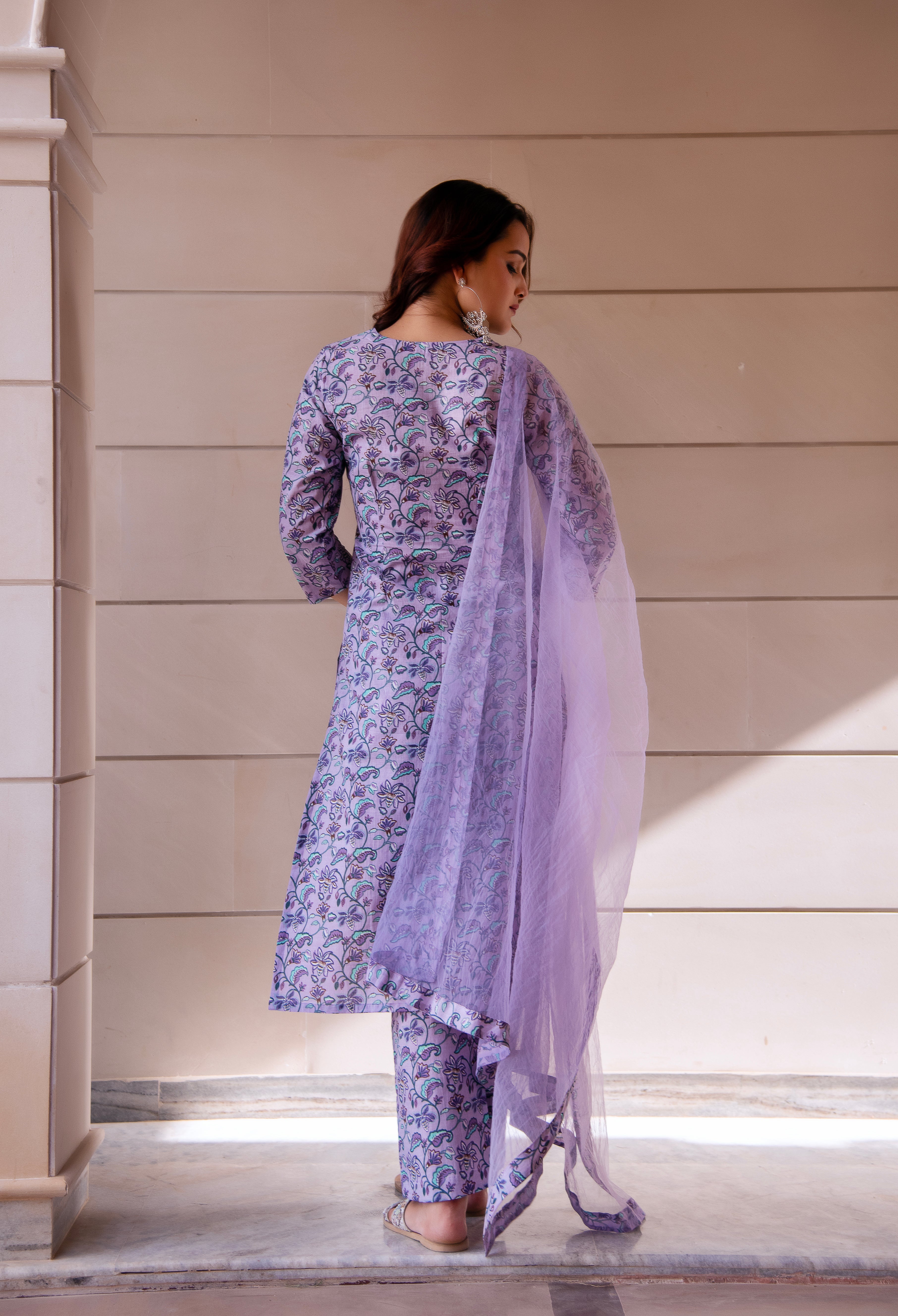 KAPAS LAVENDER FLORAL SUIT SET