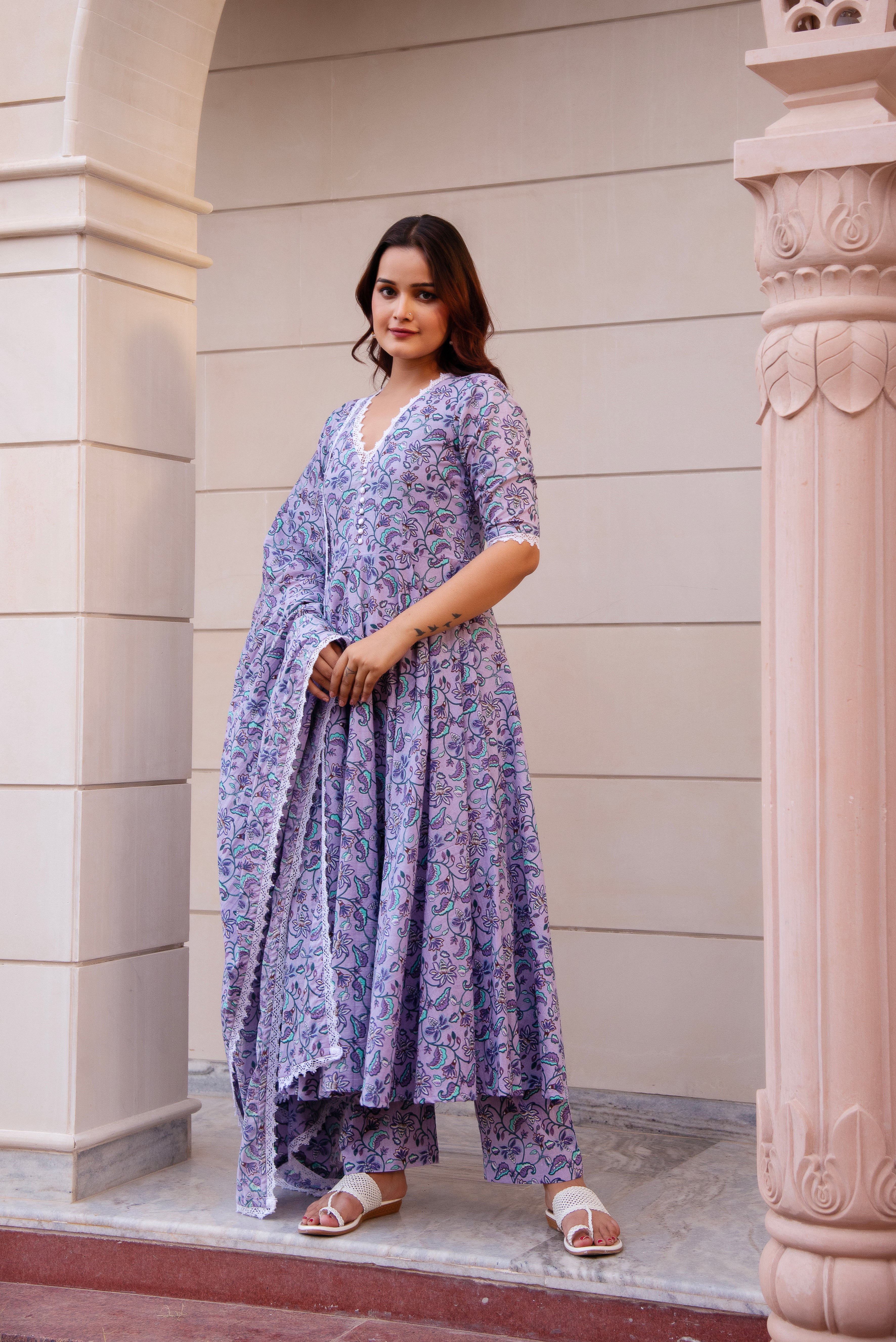 KAPAS LAVENDER FLORAL LACE ANARKALI SET