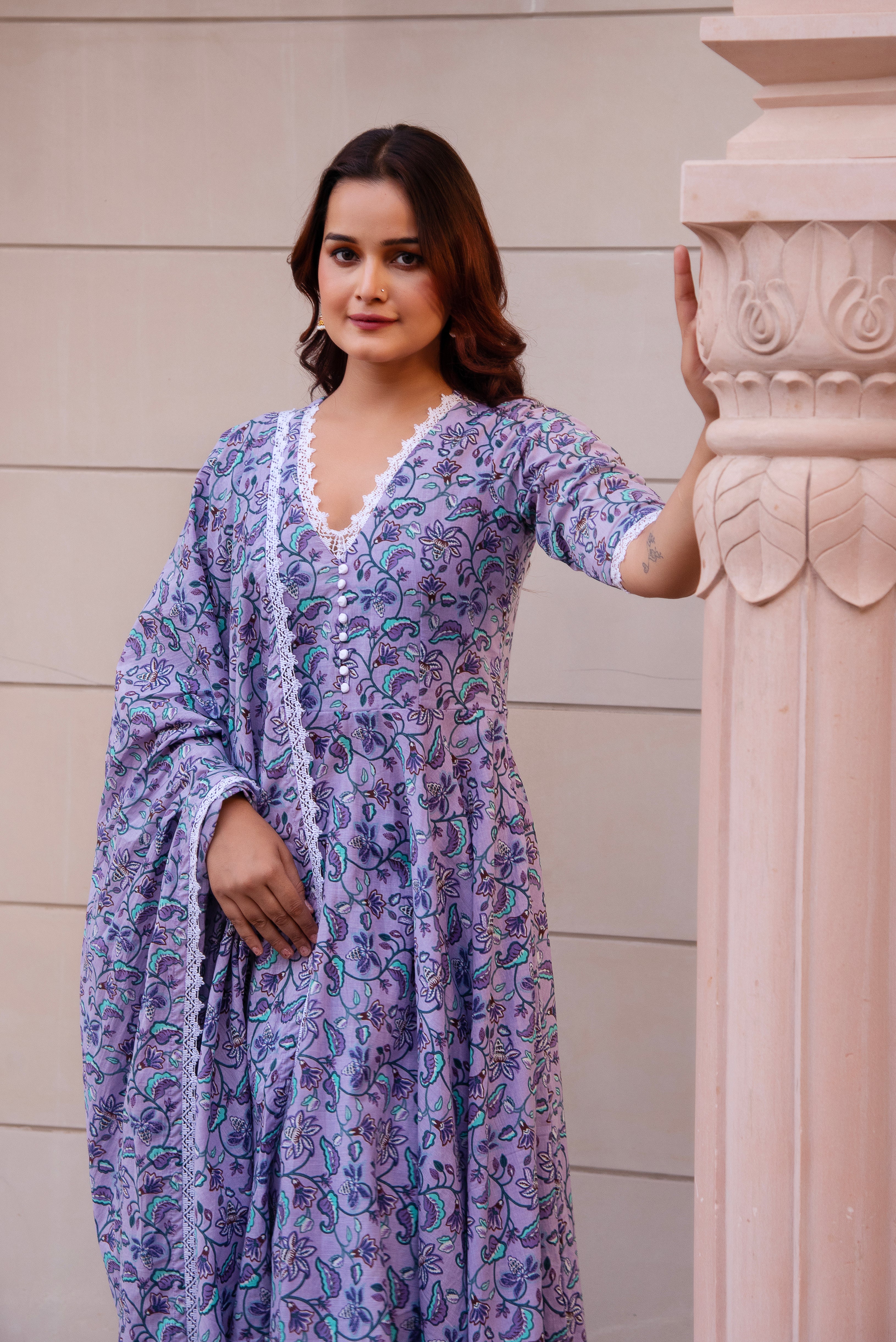 KAPAS LAVENDER FLORAL LACE ANARKALI SET