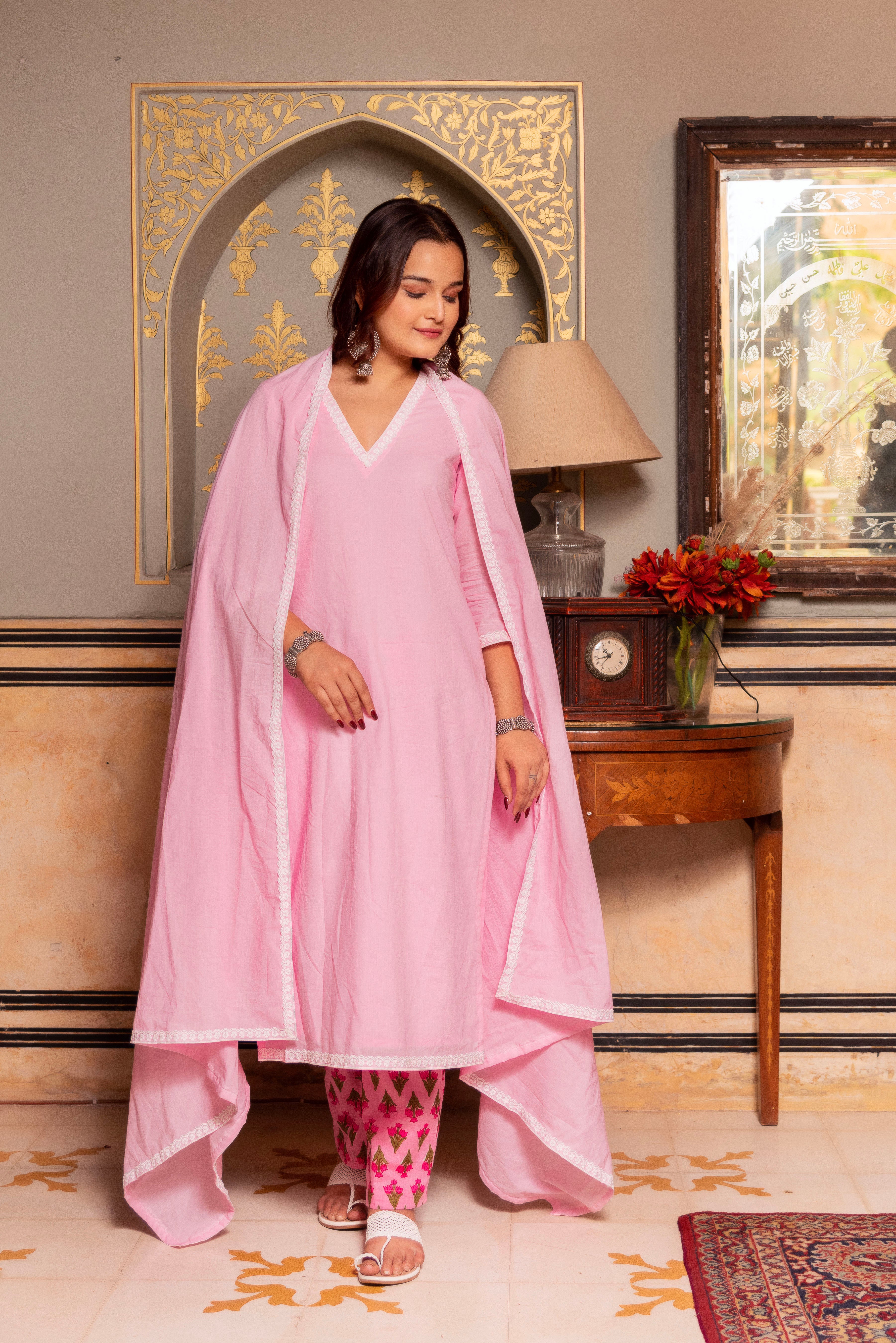 GAURANGI PINK PRINTED PANTS COTTON SUIT SET