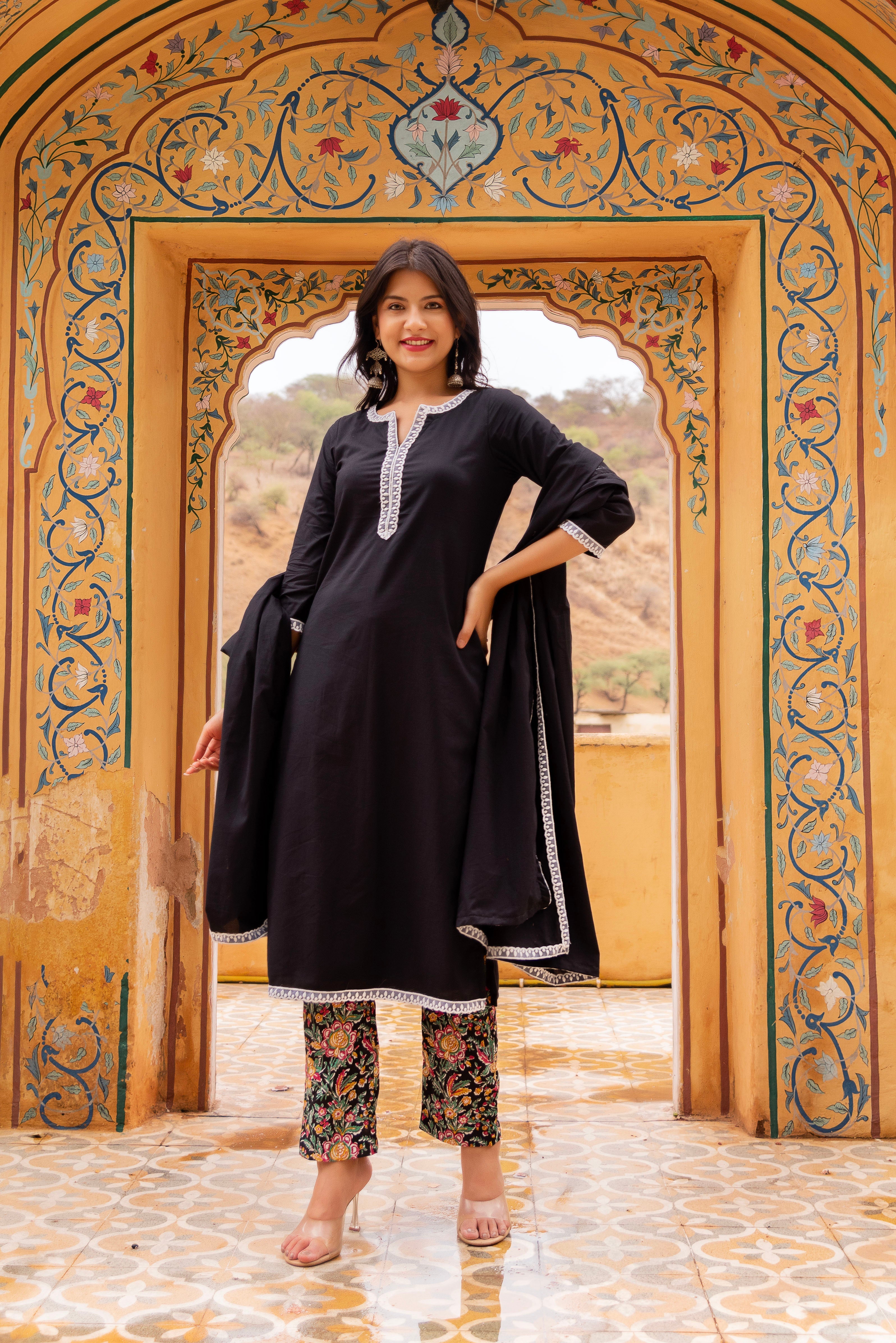 GAURANGI BLACK PRINTED PANTS COTTON SUIT SET