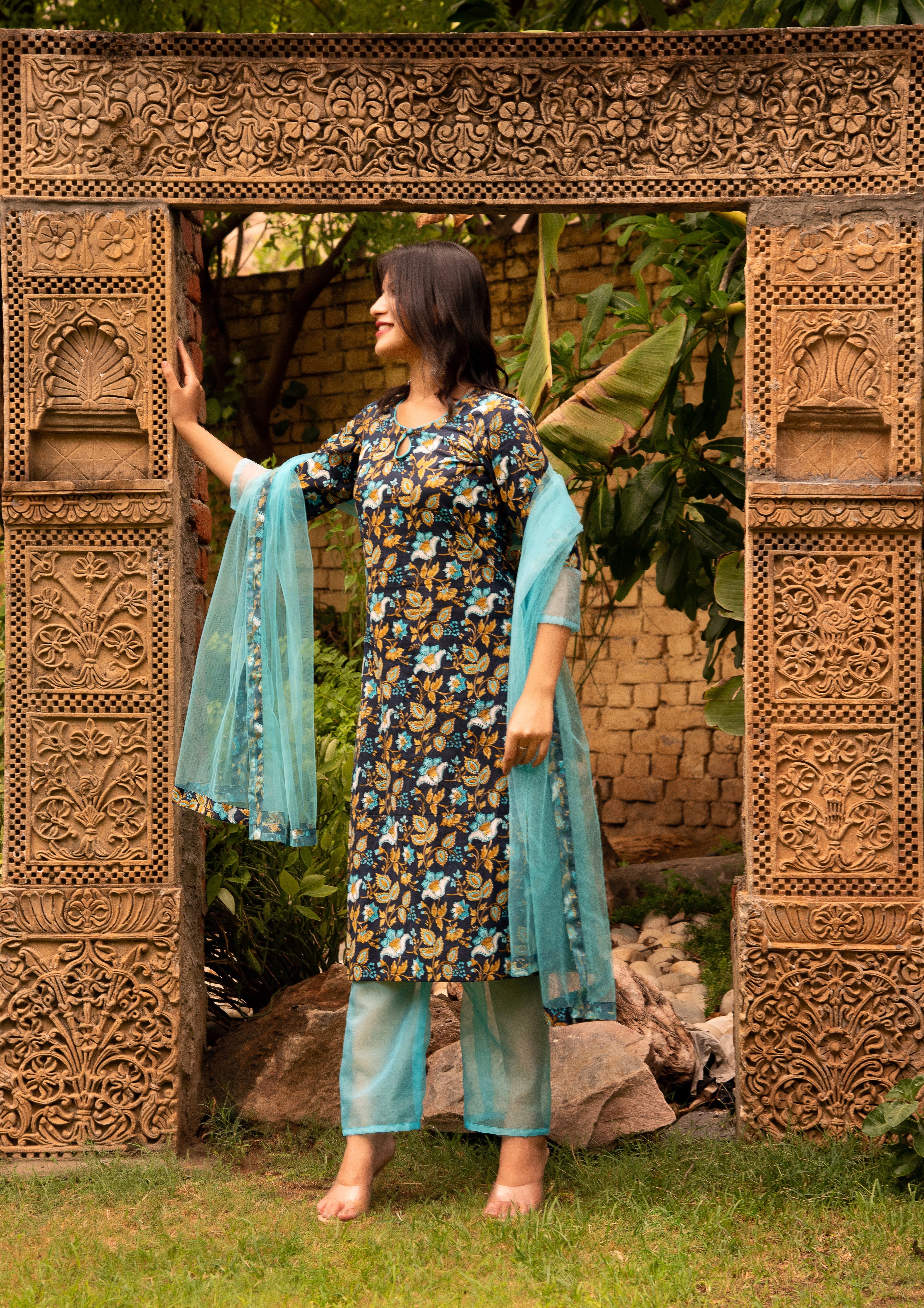 GAURANGI BLUE PHULWARI  COTTON SUIT SET